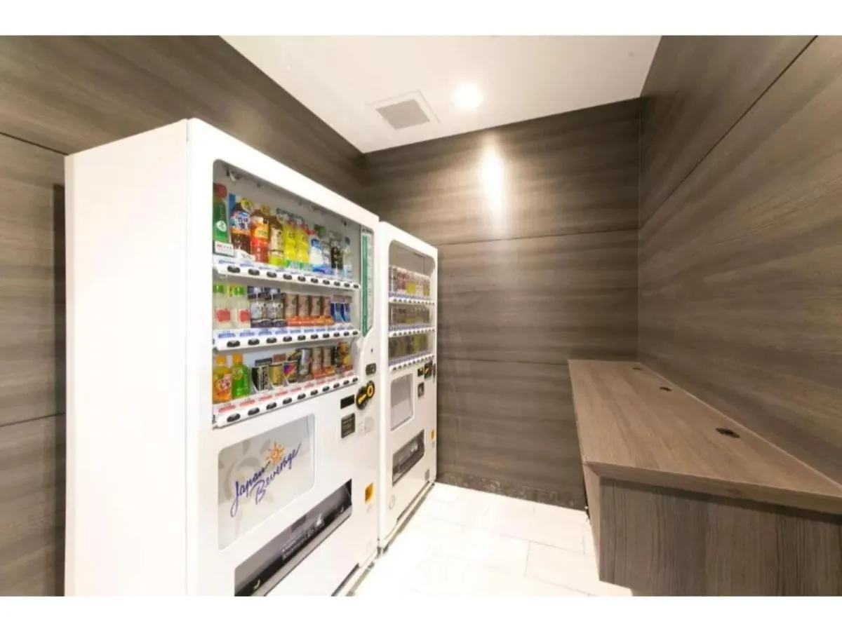 R&B Hotel Shin Osaka Kitaguchi - Vacation Stay 15208V 0*,